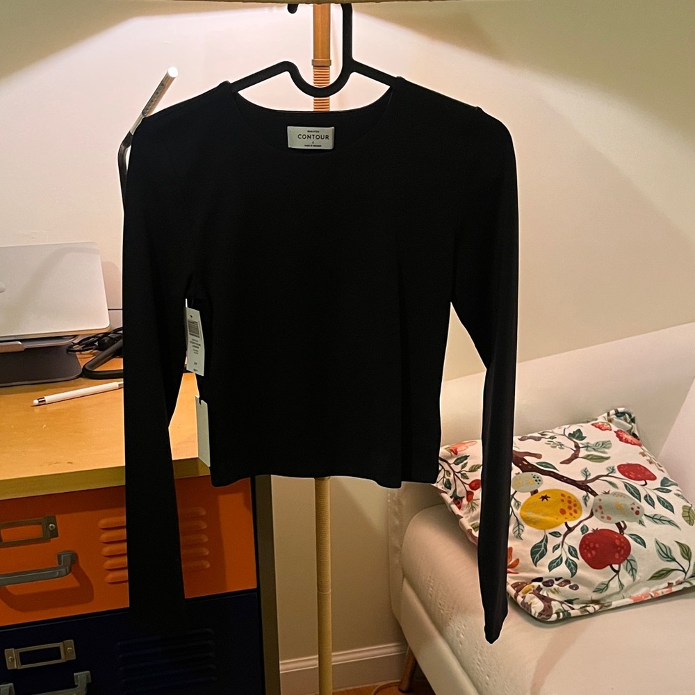 Aritzia Black Long Sleeve Tee